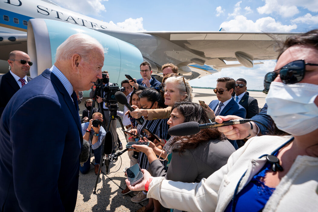 merlin_188383647_0f4629bb-1212-4ea3-82c1-8db569e7f58b-master1050