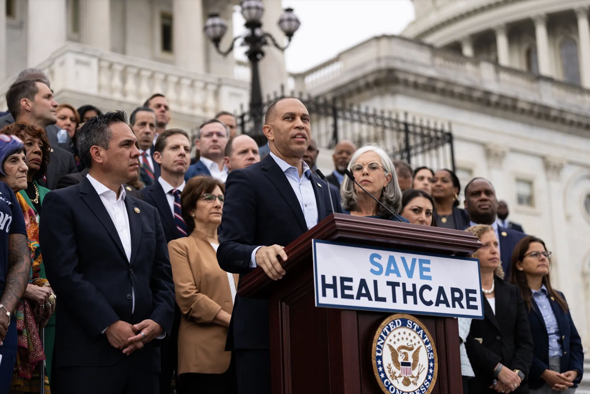 联邦政府停摆在即，华州哪些人会被波及？ - 西雅图中文电台Chinese Radio Seattle